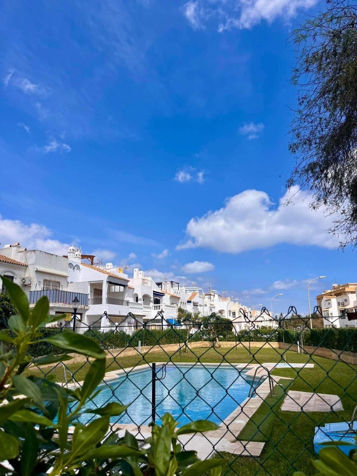 Vista Puerto 180 Apartment Roquetas de Mar Exterior photo